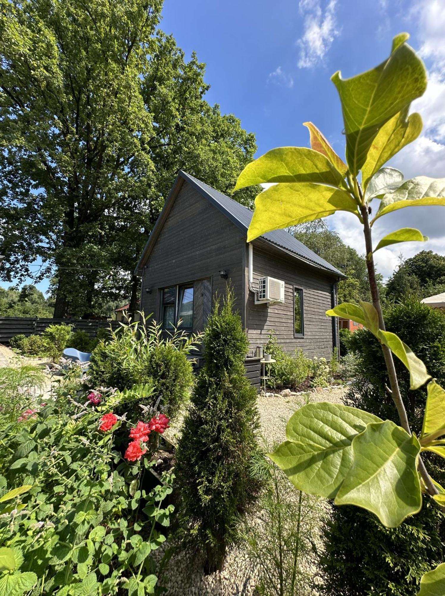 Amazing Little House On An Island With Garden Villa Riga Eksteriør billede